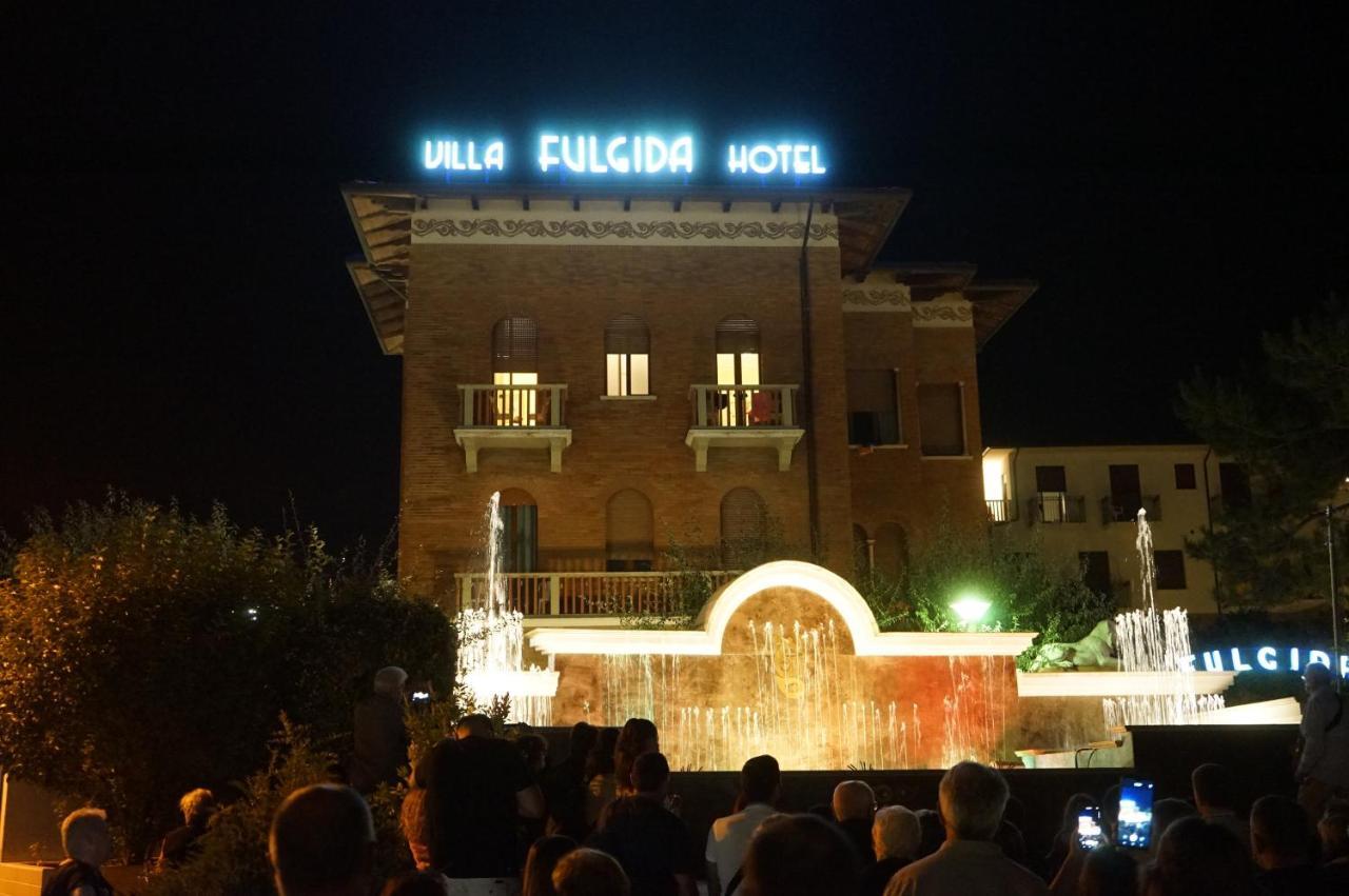 Hotel Villa Fulgida Cattolica Exterior foto